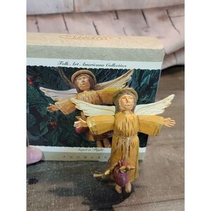 Hallmark angel in flight 1993 ornament Xmas decor